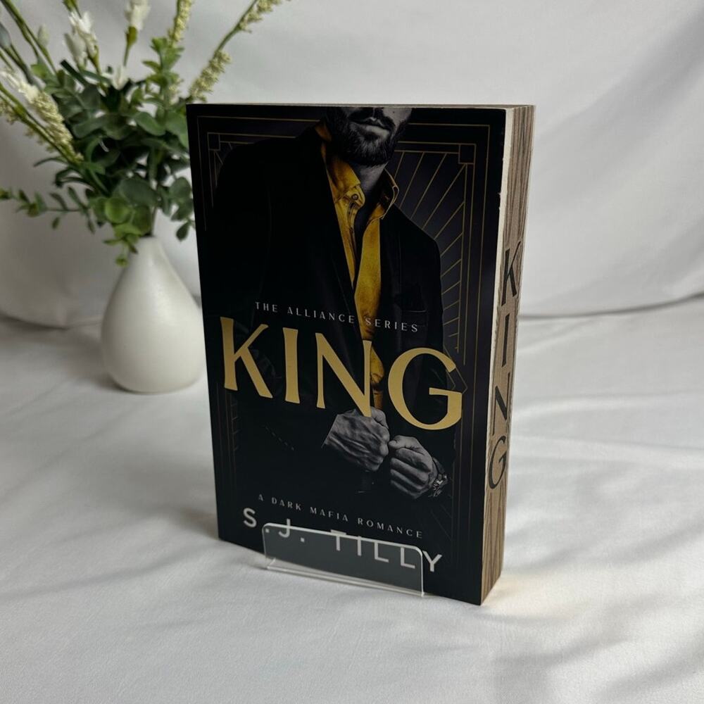 King S.J. Tilly Deluxe Sprayed Edges Paperback Alliance Dark Mafia Romance NEW